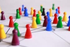 Should You Outsource Digital Marketing or Keep it In-House