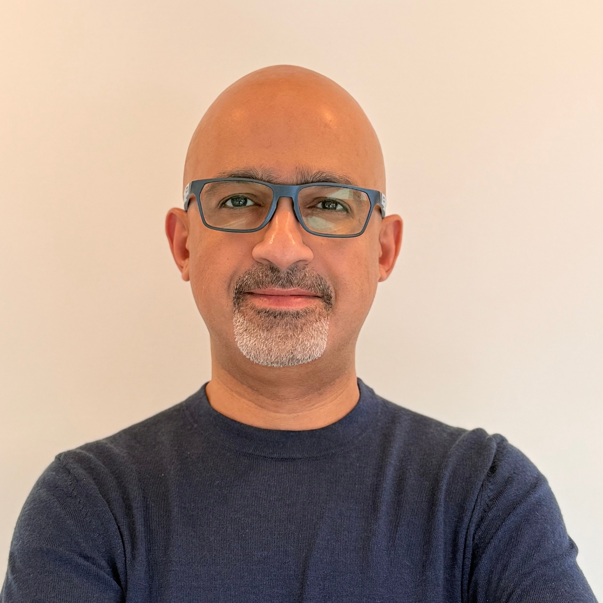 HJI – Website – Author box photo Website-Author-box-photo